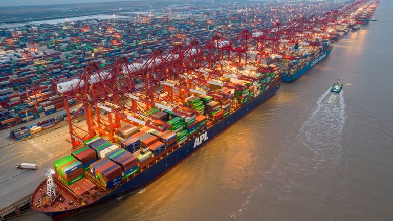 Tarifas marítimas desde China: precios a la baja, pero con espacio más ajustado
